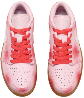 (W) 에어 조던 1 로우 '핑크 껌 그라데이션 딸기' (커스텀) DC0774-601(TeamThree-女款草莓粉色) Shop (W) 에어 조던 1 로우 '핑크 껌 그라데이션 딸기' (커스텀) DC0774-601(TeamThree-女款草莓粉色)