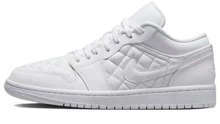 (W) 에어 조던 1 로우 '퀼트 블랙핑크 나비' (59 characters) DB6480-100(TeamF-黑粉蝴蝶结) Details for (W) 에어 조던 1 로우 '퀼트 블랙핑크 나비' (59 characters) DB6480-100(TeamF-黑粉蝴蝶结)