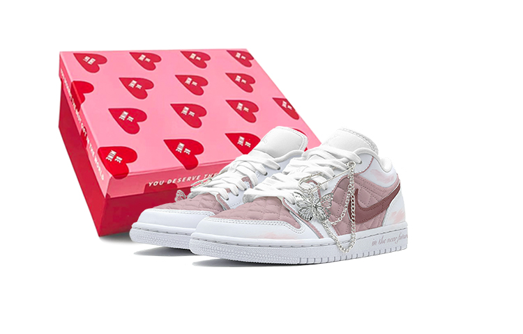 Buy (W) 에어 조던 1 로우 '퀼트 핑크 나비' (Air Jordan 1 Low 'Quilt Pink Butterfly') DB6480-100(TeamS-粉色蝴蝶S-BOX)