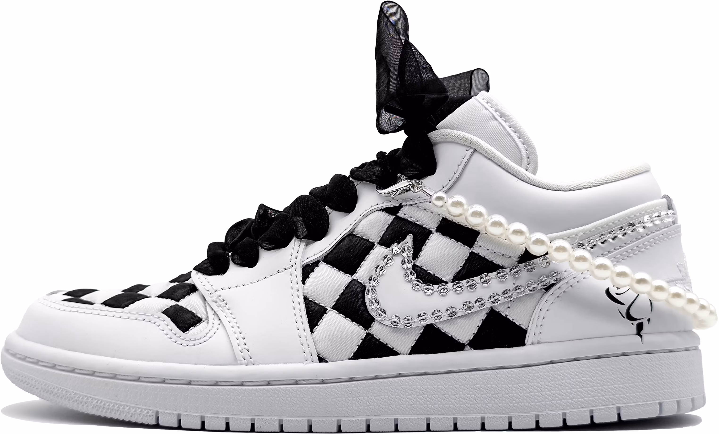 custom-shoes-women-air-jordan-1-low-quilted-rose-butterfly-white-black