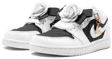 【定制球鞋】Jordan Air Jordan 1 Low 絎縫 "Triple White" 小香風 山茶花 優雅少女 低筒 復古籃球鞋 女款 白黑 Lookbook 【定制球鞋】Jordan Air Jordan 1 Low 絎縫 "Triple White" 小香風 山茶花 優雅少女 低筒 復古籃球鞋 女款 白黑