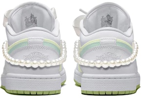 【定制球鞋】Jordan Air Jordan 1 Low 絎縫 "三重白" 珍珠 低筒 復古籃球鞋 女款 粉綠 Shop 【定制球鞋】Jordan Air Jordan 1 Low 絎縫 "三重白" 珍珠 低筒 復古籃球鞋 女款 粉綠
