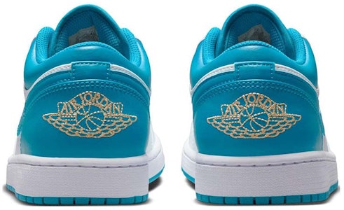 【訂製球鞋】喬丹 Air Jordan 1 雪綿鬆潤 似花綻放 休閒復古 防滑耐磨 低筒 復古籃球鞋 女款 藍白 Shop 【訂製球鞋】喬丹 Air Jordan 1 雪綿鬆潤 似花綻放 休閒復古 防滑耐磨 低筒 復古籃球鞋 女款 藍白