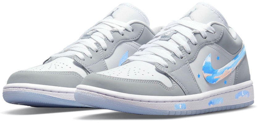 (W) 【定制鞋款】Air Jordan 1 Low '星空之旅' DC0774-105(Team56-落月星河) Lookbook (W) 【定制鞋款】Air Jordan 1 Low '星空之旅' DC0774-105(Team56-落月星河)