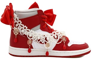 (W) カスタムAJ1 ロー "ウェディングパール" (グレー/白/赤) DJ4891-061(Team拾玖-挚爱一生S-BOX) Order (W) カスタムAJ1 ロー "ウェディングパール" (グレー/白/赤) DJ4891-061(Team拾玖-挚爱一生S-BOX)