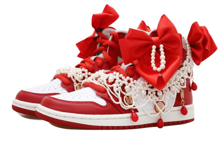 Lookbook (W) カスタムAJ1 ロー "ウェディングパール" (グレー/白/赤) DJ4891-061(Team拾玖-挚爱一生S-BOX）