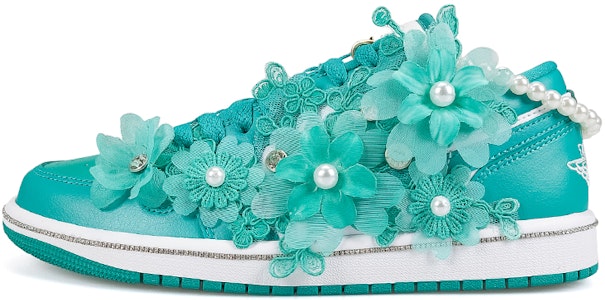 【客製化球鞋】Jordan Air Jordan 1 Low 花枝語 網紗 水鑽 珍珠 低筒 復古籃球鞋 女款 白綠 Buy 【客製化球鞋】Jordan Air Jordan 1 Low 花枝語 網紗 水鑽 珍珠 低筒 復古籃球鞋 女款 白綠