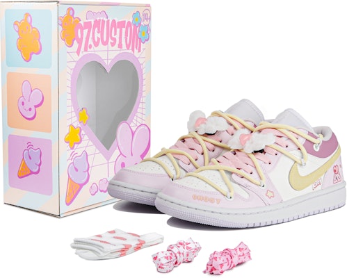 【定制球鞋】Jordan Air Jordan 1 愛心卡比 三麗鷗 禮盒 低幫 復古籃球鞋 女款 粉 Buy 【定制球鞋】Jordan Air Jordan 1 愛心卡比 三麗鷗 禮盒 低幫 復古籃球鞋 女款 粉