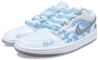 (W) 【カスタムシューズ】 ウィメンズ Air Jordan 1 Low SE 'Dare To Fly White Silver' FB1874-101(Team21-女款祥云光变) Purchase (W) 【カスタムシューズ】 ウィメンズ Air Jordan 1 Low SE 'Dare To Fly White Silver' FB1874-101(Team21-女款祥云光变)