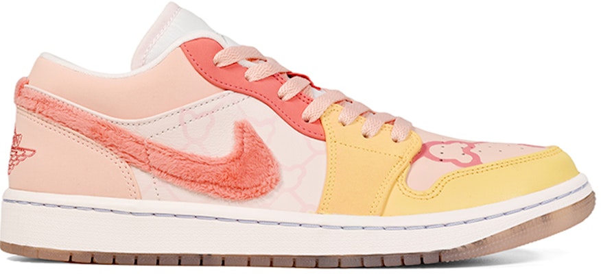 (W) 에어 조던 1 로우 SE '마이티 스우시 발렌타인' (커스텀) DM5443-666(TeamE-女款天开景运红金蓝) Lookbook (W) 에어 조던 1 로우 SE '마이티 스우시 발렌타인' (커스텀) DM5443-666(TeamE-女款天开景运红金蓝)