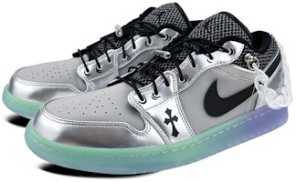 【客製化球鞋】Air Jordan 1 Low SE "Toggle Silver" 禮盒 燈帶 禮物 復古 做舊 機能 二次元線條 塗鴉 低筒 復古籃球鞋 女款 銀灰 Lookbook 【客製化球鞋】Air Jordan 1 Low SE "Toggle Silver" 禮盒 燈帶 禮物 復古 做舊 機能 二次元線條 塗鴉 低筒 復古籃球鞋 女款 銀灰