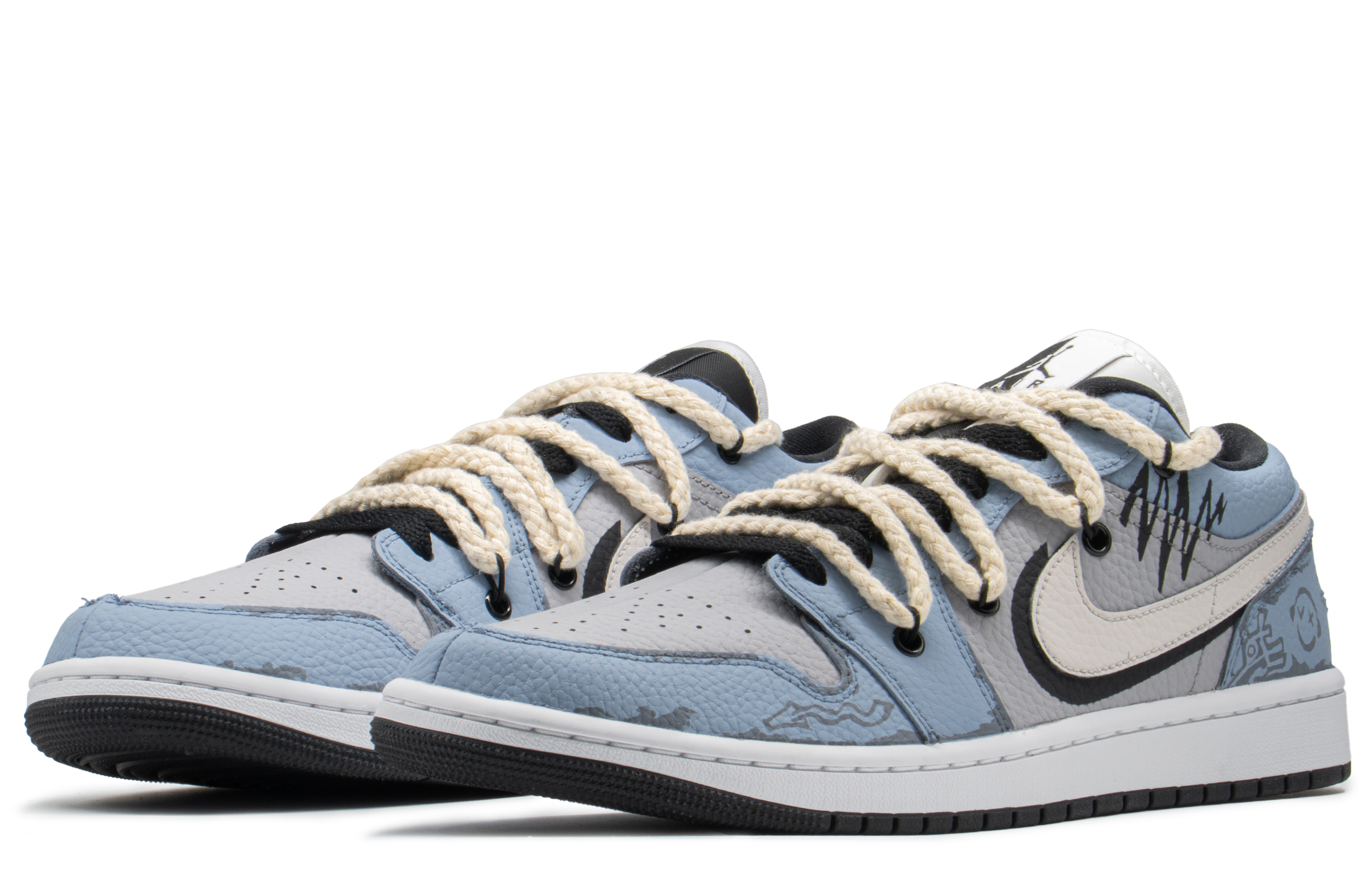 Shop (W) 에어 조던 1 로우 '블루그레이 사운드웨이브 그래피티' (커스텀) DR0502-101(TeamA-AJL蓝灰音波S-BOX)