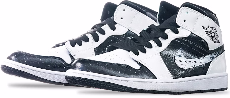 (W) Zapatillas Personalizadas Air Jordan 1 Mid "Negro Blanco Luna" 554725-132(TeamOne-月球钩女款黑白熊猫) Lookbook (W) Zapatillas Personalizadas Air Jordan 1 Mid "Negro Blanco Luna" 554725-132(TeamOne-月球钩女款黑白熊猫)