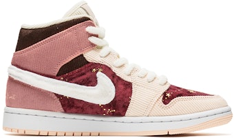 (W) カスタムAJ1 ミッド バーガンディ コーデュロイ星空スウッシュ DA8009-108(TeamB-酒红满天星) Order (W) カスタムAJ1 ミッド バーガンディ コーデュロイ星空スウッシュ DA8009-108(TeamB-酒红满天星)