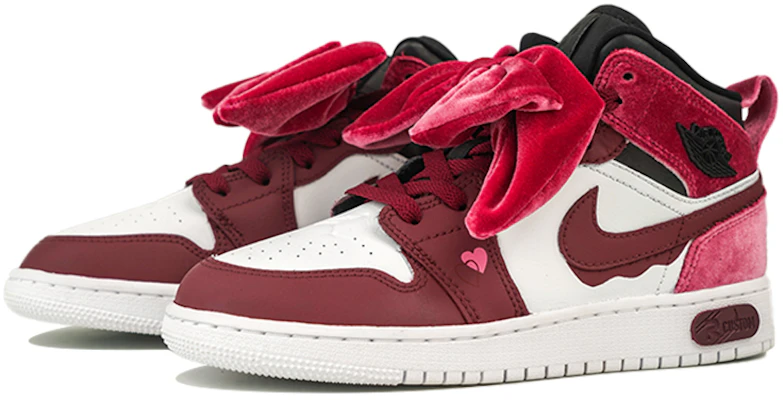 【定制球鞋】Jordan Air Jordan 1 中幫 復古籃球鞋 女款 酒紅 Lookbook 【定制球鞋】Jordan Air Jordan 1 中幫 復古籃球鞋 女款 酒紅