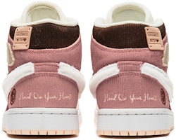 (W) カスタムAJ1 ミッド バーガンディ コーデュロイ星空スウッシュ DA8009-108(TeamB-酒红满天星) Shop (W) カスタムAJ1 ミッド バーガンディ コーデュロイ星空スウッシュ DA8009-108(TeamB-酒红满天星)