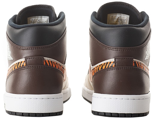 (W) 에어 조던 1 미드 '설날 호랑이 에디션' (50 characters) 554725-170(TeamA-AJ1女虎年虎纹做旧棕橙) Details for (W) 에어 조던 1 미드 '설날 호랑이 에디션' (50 characters) 554725-170(TeamA-AJ1女虎年虎纹做旧棕橙)