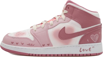 【訂製籃球鞋】 Jordan Air Jordan 1 Mid OKHR 愛心漸變 老化 復古 耐磨 中筒 復古籃球鞋 女款 白色 Order 【訂製籃球鞋】 Jordan Air Jordan 1 Mid OKHR 愛心漸變 老化 復古 耐磨 中筒 復古籃球鞋 女款 白色