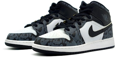 【訂製球鞋】Jordan Air Jordan 1 Mid 合成革人造革 幽靈萬聖節 噴繪手繪 秋季主題訂製 減震支撐 中幫 復古籃球鞋 女款 黑白灰 Lookbook 【訂製球鞋】Jordan Air Jordan 1 Mid 合成革人造革 幽靈萬聖節 噴繪手繪 秋季主題訂製 減震支撐 中幫 復古籃球鞋 女款 黑白灰