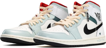 【客製化球鞋】Jordan Air Jordan 1 Mid 夏日清新 愛心 復古籃球鞋 女款 藍白黑 Lookbook 【客製化球鞋】Jordan Air Jordan 1 Mid 夏日清新 愛心 復古籃球鞋 女款 藍白黑