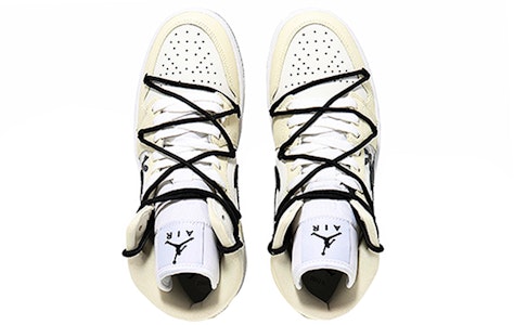 【客製球鞋】Jordan Air Jordan 1 Mid 水墨精魂兔 時尚穿孔 中筒 復古籃球鞋 女款 奶白色 Shop 【客製球鞋】Jordan Air Jordan 1 Mid 水墨精魂兔 時尚穿孔 中筒 復古籃球鞋 女款 奶白色