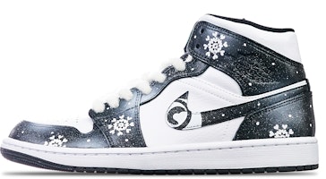 【定制球鞋】Jordan Air Jordan 1 Mid "Island Green" 心形雪花 情人節主題 中幫 復古籃球鞋 女款 黑白 Buy 【定制球鞋】Jordan Air Jordan 1 Mid "Island Green" 心形雪花 情人節主題 中幫 復古籃球鞋 女款 黑白