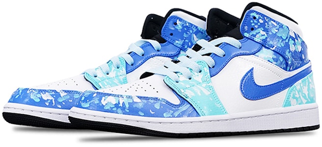 (W) Zapatillas Air Jordan 1 Mid 'Isla Verde Gloria del Rey Zhuge Liang' 554725-132(Teamone-女款诸葛亮) Lookbook (W) Zapatillas Air Jordan 1 Mid 'Isla Verde Gloria del Rey Zhuge Liang' 554725-132(Teamone-女款诸葛亮)