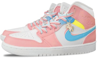 (W) エアジョーダン1 Mid マカロンカスタム (520) 554725-129(TeamE-马卡龙-蓝粉-喷绘) Lookbook (W) エアジョーダン1 Mid マカロンカスタム (520) 554725-129(TeamE-马卡龙-蓝粉-喷绘)