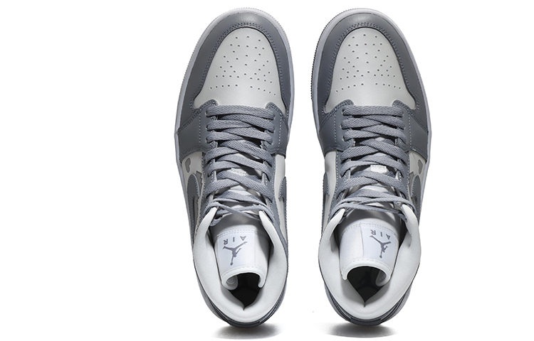 Shop (W) [Sepatu Custom] Air Jordan 1 Mid 'Pixel Heart Abu-Putih' BQ6472-115(Team10-像素爱心-QD)