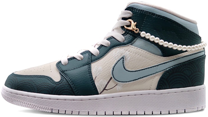 【定制球鞋】 Jordan Air Jordan 1 Mid 風情萬千 旗袍 中國風定制 中幫 復古籃球鞋 女款 白綠 Buy 【定制球鞋】 Jordan Air Jordan 1 Mid 風情萬千 旗袍 中國風定制 中幫 復古籃球鞋 女款 白綠