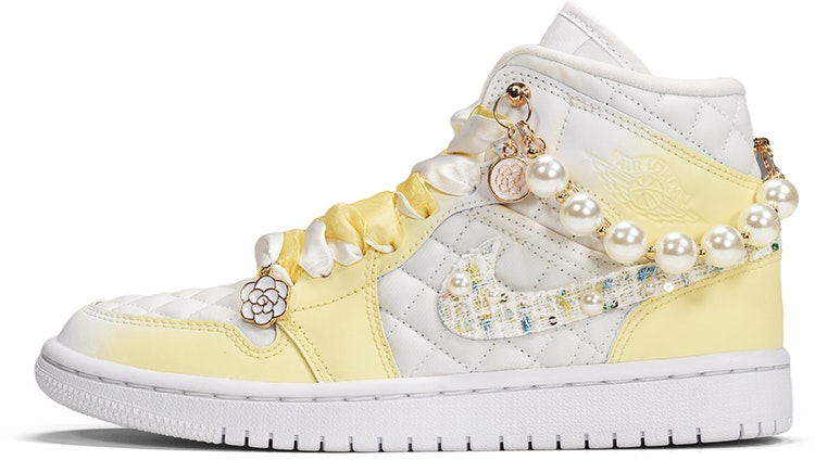 custom-shoes-women-air-jordan-1-mid-quilted-white-goddess