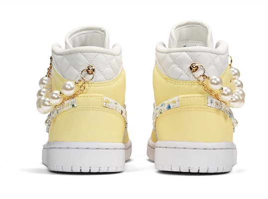 (W) 에어 조던 1 미드 '퀼티드 화이트 여신' (59 characters) DB6078-100(TeamE-女款小香风白黄) Shop (W) 에어 조던 1 미드 '퀼티드 화이트 여신' (59 characters) DB6078-100(TeamE-女款小香风白黄)