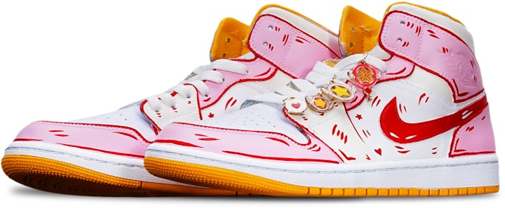 【特製球鞋】Jordan Air Jordan 1 Mid 美少女戰士 特殊鞋盒 中筒 復古籃球鞋 女款 粉白 Lookbook 【特製球鞋】Jordan Air Jordan 1 Mid 美少女戰士 特殊鞋盒 中筒 復古籃球鞋 女款 粉白