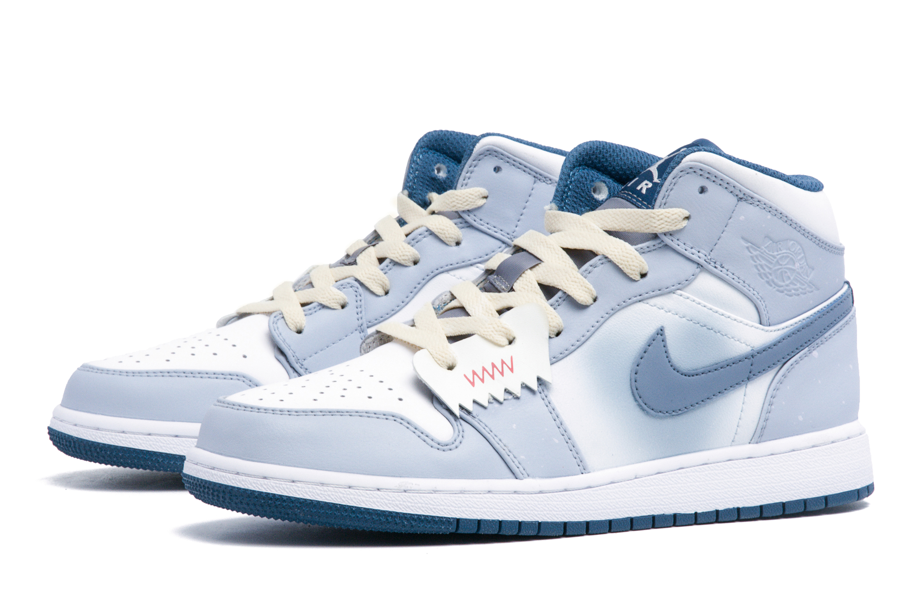 Lookbook (W) [カスタムシューズ] レディース エアジョーダン1 ミッド 'ホワイトブルーハートフェルト' DQ8423-014(Team94-爱意心语)