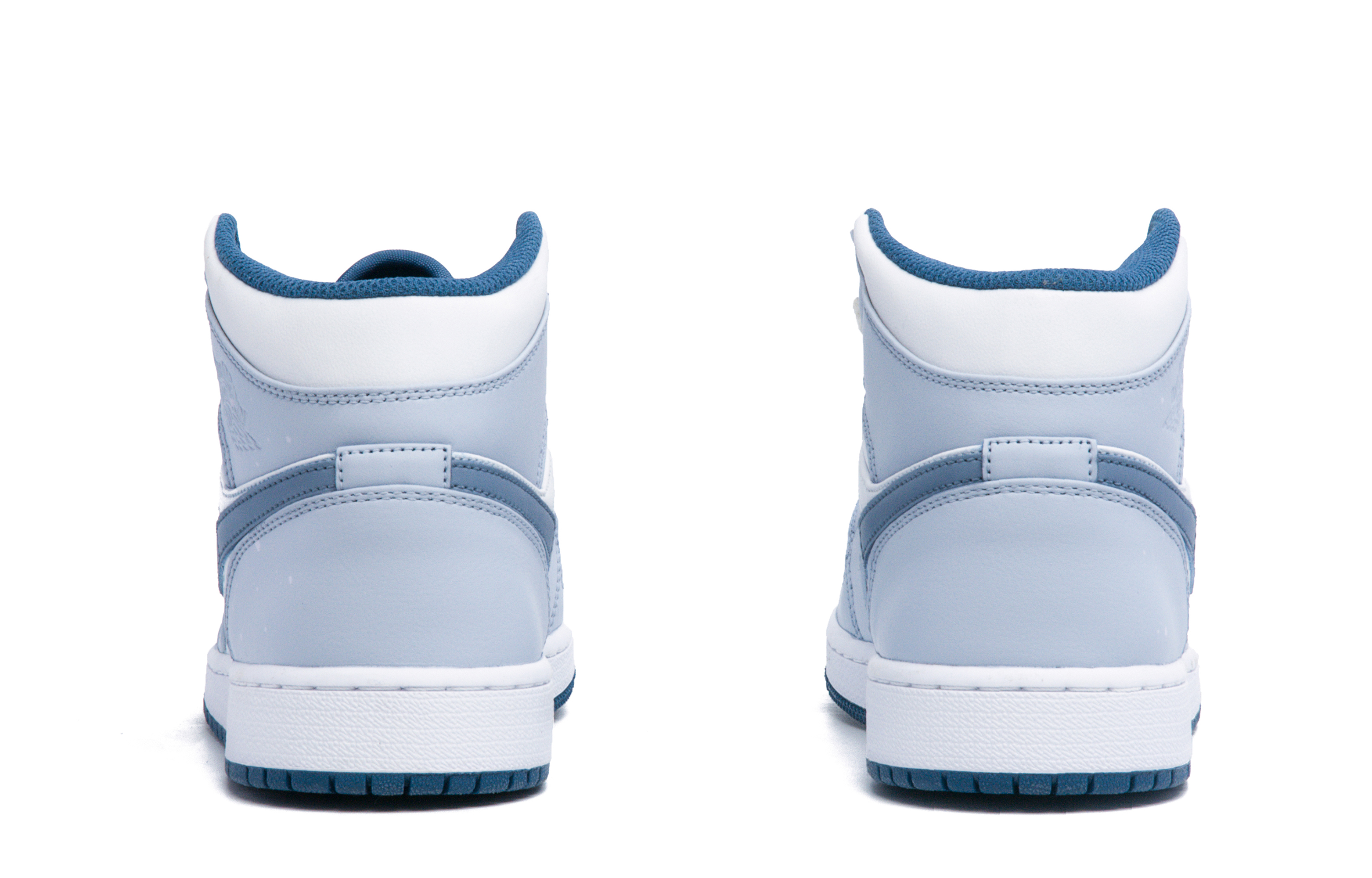 Shop (W) [カスタムシューズ] レディース エアジョーダン1 ミッド 'ホワイトブルーハートフェルト' DQ8423-014(Team94-爱意心语)