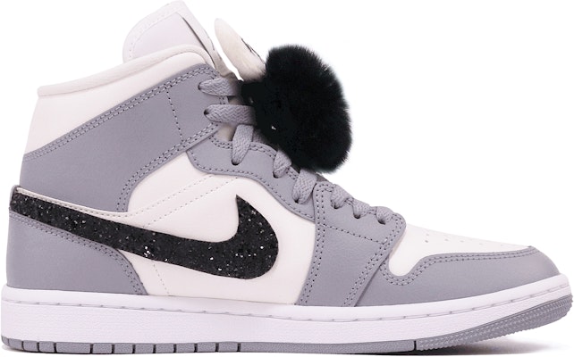【訂製球鞋】Jordan Air Jordan 1 Mid 兔年限定 兔毛 塗鴉 亮片 縫紉 減齡 少女 中幫 復古籃球鞋 女款 灰白黑 Order 【訂製球鞋】Jordan Air Jordan 1 Mid 兔年限定 兔毛 塗鴉 亮片 縫紉 減齡 少女 中幫 復古籃球鞋 女款 灰白黑