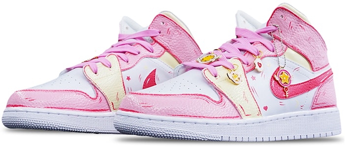 【定制球鞋】 Jordan Air Jordan 1 Mid 動漫主題定制 美少女戰士 月野兔 中幫 籃球鞋 女款 粉 Lookbook 【定制球鞋】 Jordan Air Jordan 1 Mid 動漫主題定制 美少女戰士 月野兔 中幫 籃球鞋 女款 粉