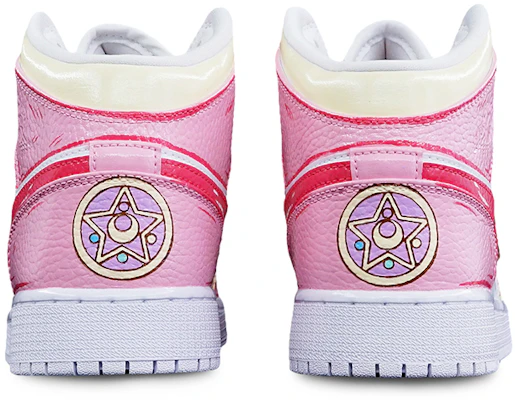 (W) 커스텀 에어 조던 1 미드 '세일러문' (Custom Air Jordan 1 Mid 'Sailor Moon') 554725-130(TeamT-女款动漫美少女战士) Shop (W) 커스텀 에어 조던 1 미드 '세일러문' (Custom Air Jordan 1 Mid 'Sailor Moon') 554725-130(TeamT-女款动漫美少女战士)