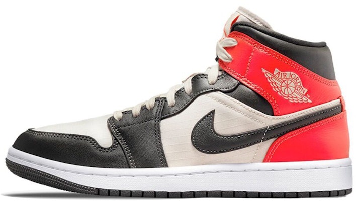 【客製化球鞋】Jordan Air Jordan 1 Mid SE 中國風 仁者 特殊鞋盒 解構 手繪噴繪 低筒 復古籃球鞋 女款 黑卡其 Purchase 【客製化球鞋】Jordan Air Jordan 1 Mid SE 中國風 仁者 特殊鞋盒 解構 手繪噴繪 低筒 復古籃球鞋 女款 黑卡其