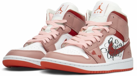 【客製化球鞋】Jordan Air Jordan 1 Mid 特殊禮盒 復古籃球鞋 女款 粉紅 櫻花季限定 Shop 【客製化球鞋】Jordan Air Jordan 1 Mid 特殊禮盒 復古籃球鞋 女款 粉紅 櫻花季限定