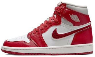 【訂製球鞋】 Jordan Air Jordan 1 球場精靈 祥云 喜慶 高幫 復古籃球鞋 女款 紅金 Details for 【訂製球鞋】 Jordan Air Jordan 1 球場精靈 祥云 喜慶 高幫 復古籃球鞋 女款 紅金