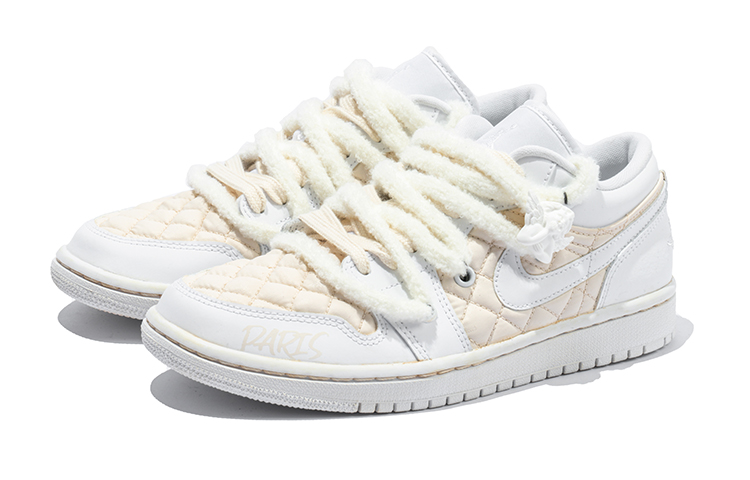 Lookbook 【定制球鞋】Jordan Air Jordan 1 Low Quilted 野鶴製造 小香風主題 米白解構雙鞋帶 低幫 復古籃球鞋 女款 米白