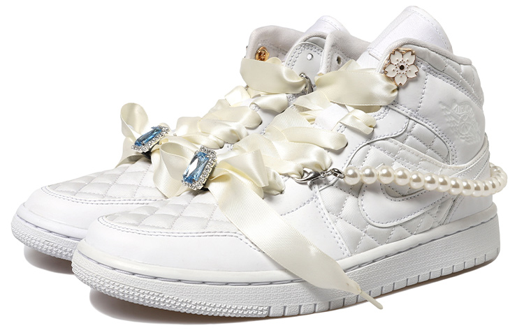 Lookbook (W) [定制鞋款] Air Jordan Chanel x 1 Mid '白珍珠 - 丝绳' DB6078-100(Team拾玖-小香风)