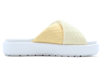 (W) 소피아 에어 조던 슬라이드 '연노랑 플로럴' (맞춤 제작) FJ9107-161(Team155-HS) Lookbook (W) 소피아 에어 조던 슬라이드 '연노랑 플로럴' (맞춤 제작) FJ9107-161(Team155-HS)