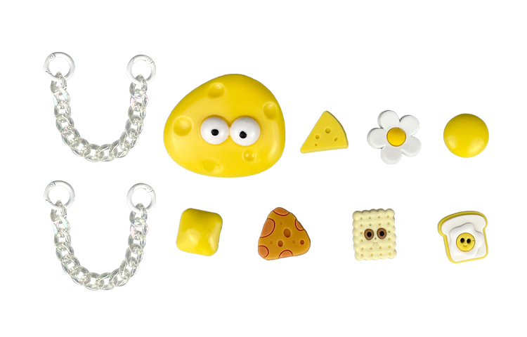 Sizing 【定制球鞋】 Crocs卡駱馳 Classic clog 是在玩鞋 雲朵 芝士奶酪 鐳射鏈條 裝飾扣 洞洞鞋 女款 白黃