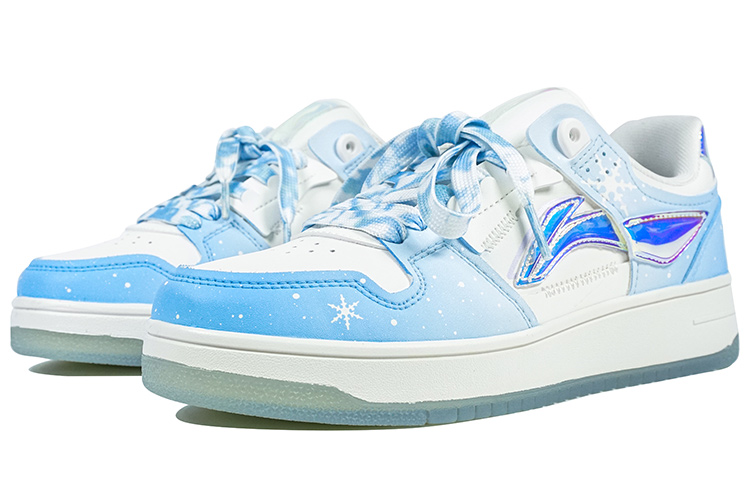 Lookbook (W) [定制鞋款] 李宁天空指引低帮 '激光渐变雪花 - 浪漫冰雪节' AGCP362-8(Team陆-冰雪节雪花渐变)