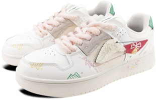 【定制球鞋】LiNing李宁 天迹 是在玩鞋 低幫 羊羔毛 聖誕 鈴鐺 塗鴉 低幫 板鞋 女款 白綠 Lookbook 【定制球鞋】LiNing李宁 天迹 是在玩鞋 低幫 羊羔毛 聖誕 鈴鐺 塗鴉 低幫 板鞋 女款 白綠