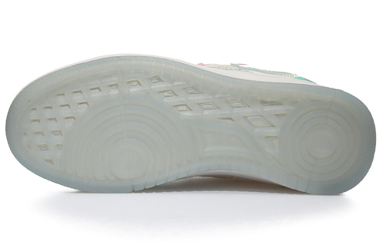 Details for 【訂製球鞋】LiNing李寧 天跡 漸變雲朵 酸性金屬 未來科技感 情人節禮物 休閒 低幫 板鞋 女款 鐳射粉