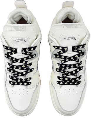 (W) 리닝 웨이드 프로 로우 "데이지 그라피티 스플래시" 커스텀 슈즈 AETR006-1(Team叁-女款手绘喷绘黑白小雏菊) Shop (W) 리닝 웨이드 프로 로우 "데이지 그라피티 스플래시" 커스텀 슈즈 AETR006-1(Team叁-女款手绘喷绘黑白小雏菊)