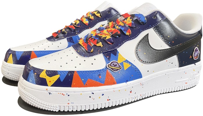 (W) 【カスタムシューズ】(レディース) ナイキ エアフォース1 '07 ロー '幾何学的グラフィティ' DD8959-100(TeamD-女款几何涂鸦手绘彩绘蓝黑) Lookbook (W) 【カスタムシューズ】(レディース) ナイキ エアフォース1 '07 ロー '幾何学的グラフィティ' DD8959-100(TeamD-女款几何涂鸦手绘彩绘蓝黑)